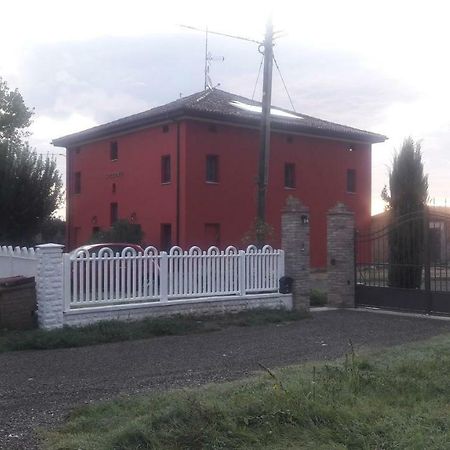 Corte San Petronio Castagnolo Buitenkant foto