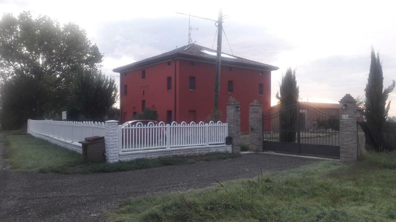 Corte San Petronio Castagnolo Buitenkant foto